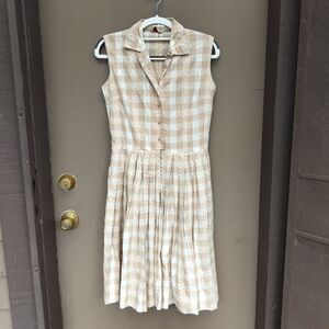 Vintage Serbin of Florida Classic Tan Checkered Shirt‎ Dress Pleats Gold Accents